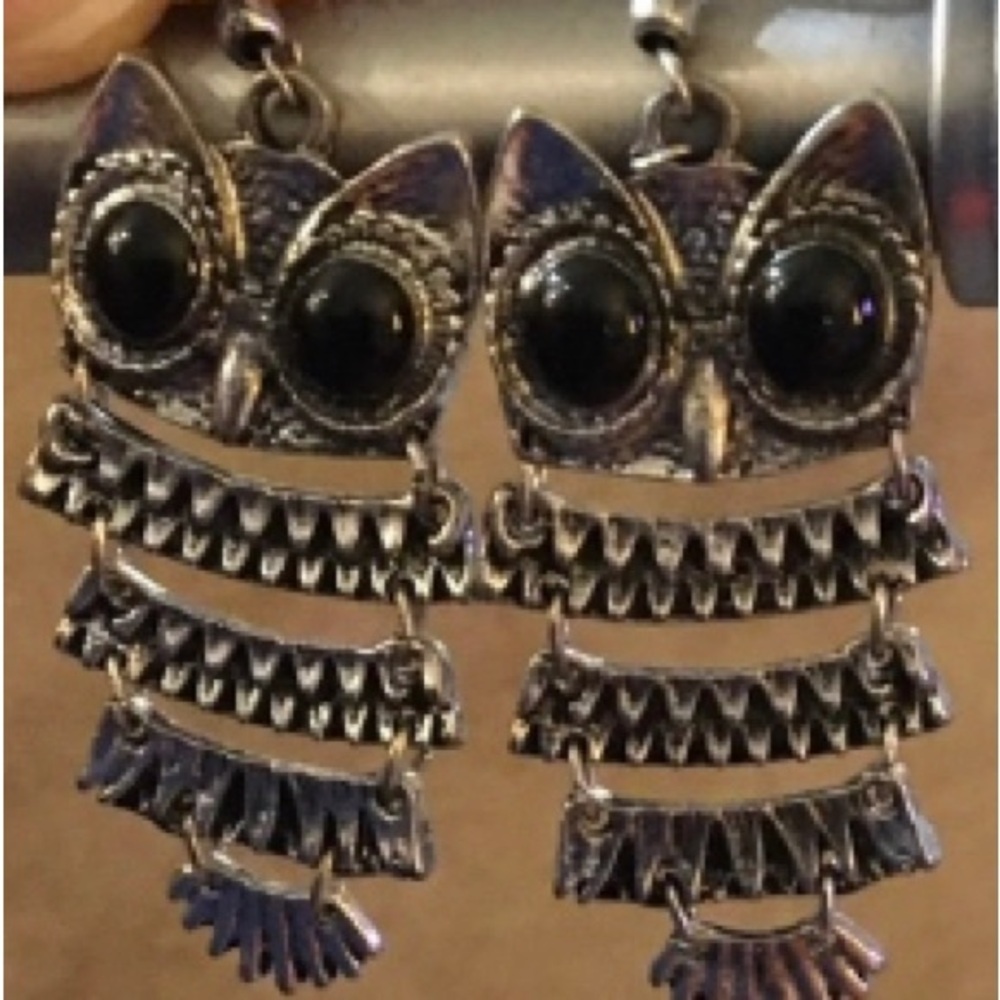 Owl silver color pierced earrings